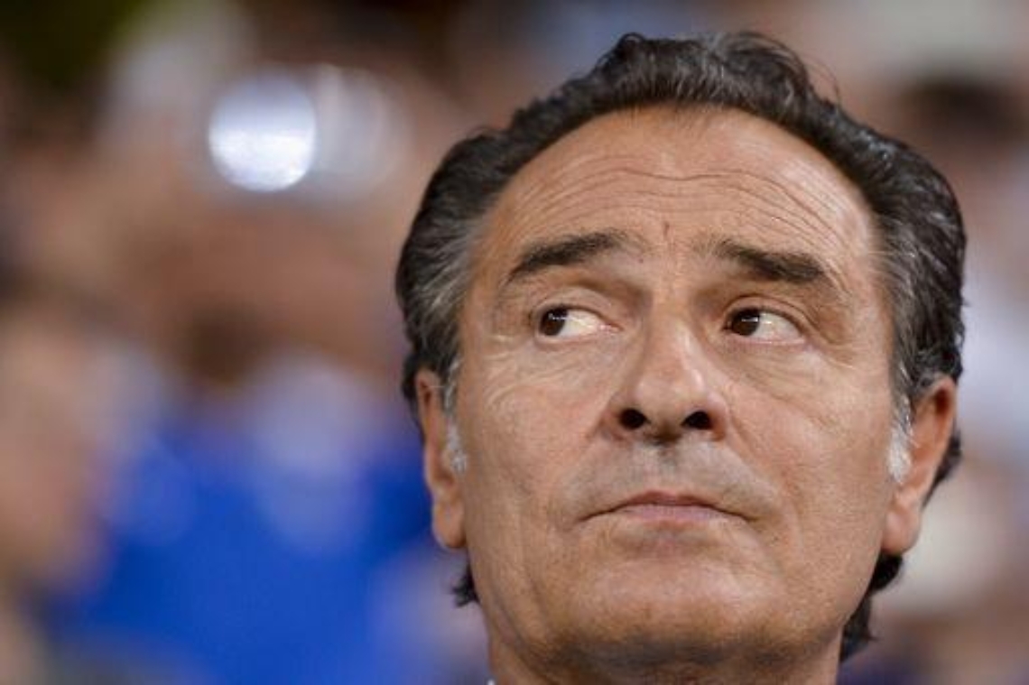 Calcio/ Italia: gli azzurri in Emilia dai terremotati