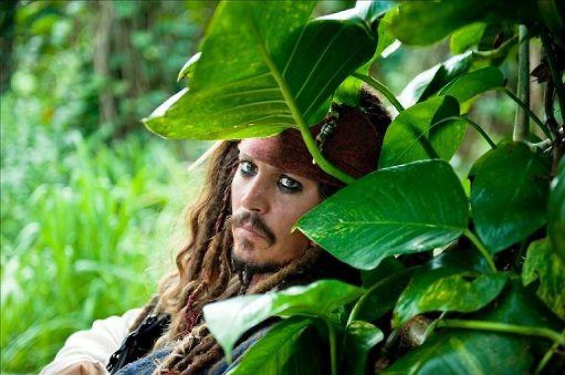 Cinema/ Johnny Depp, cachet record per "Pirati" numero 5