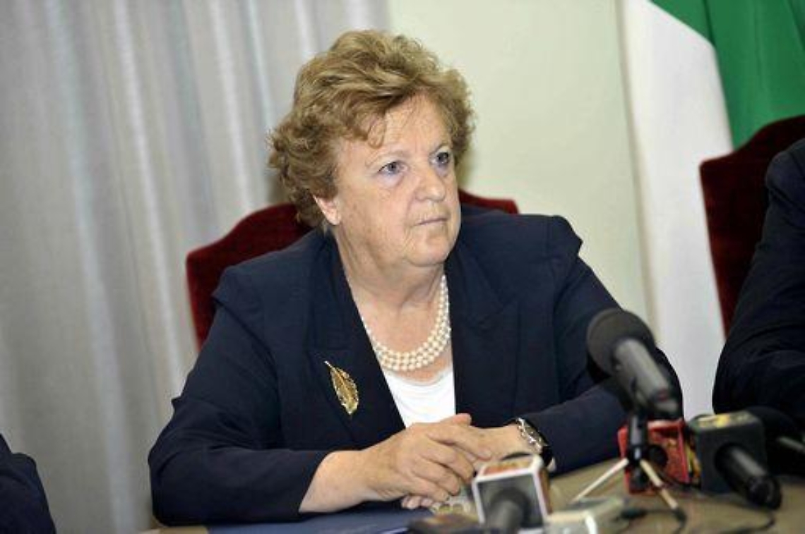 Crisi/ Cancellieri: Sar&agrave; un autunno caldo ma italiani sono maturi