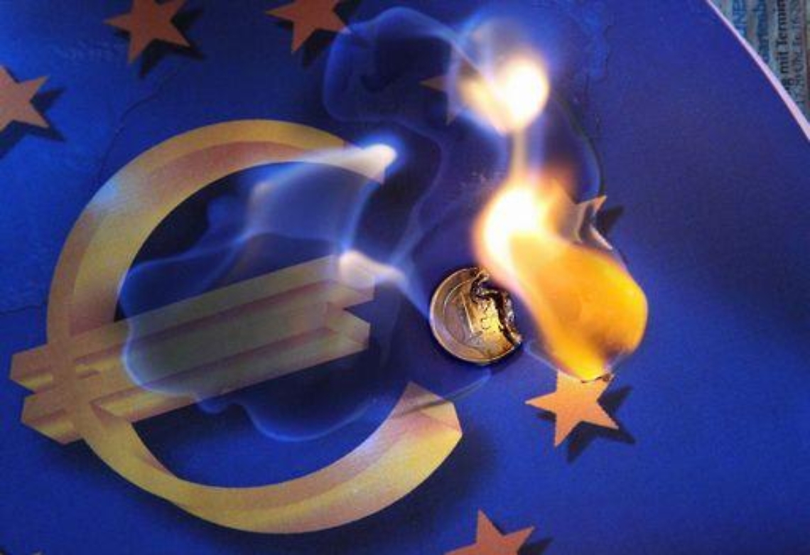 Crisi/ Eurostat:Pil Ue  nel secondo trimestre in calo dello 0,2%