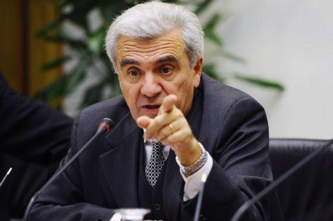 Fecondazione/ Balduzzi: orientati a presentare ricorso