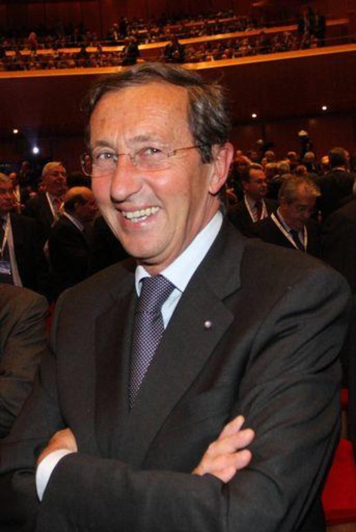 Governo/ Fini: prossimo sar&agrave; politico ma su premier decide Colle