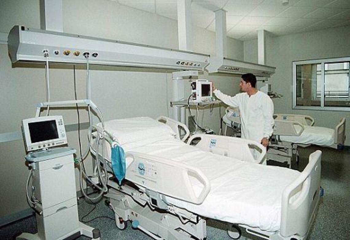 Roma, &egrave; morto l'uomo che si era dato fuoco davanti la Camera