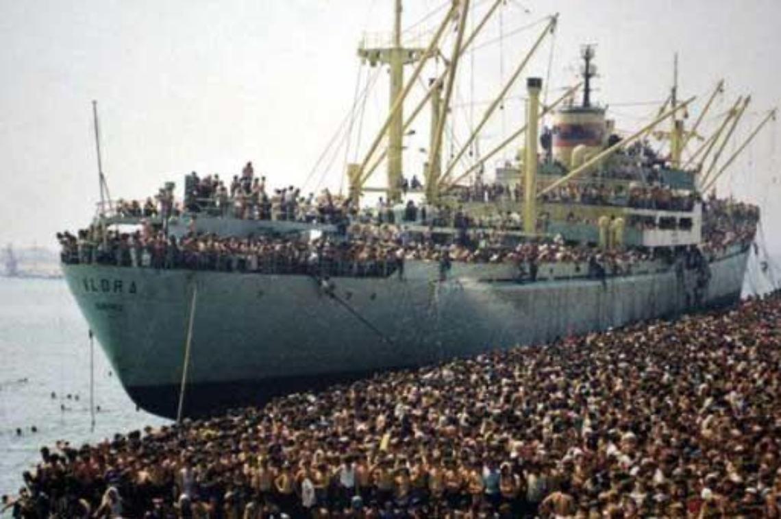 Cinema/ Ne "La nave dolce" lo sbarco che nel '91 cambi&ograve; l'Italia