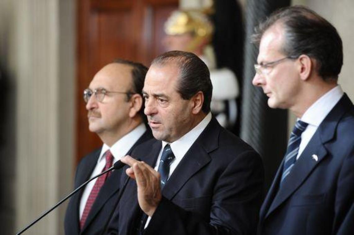 Idv/ Di Pietro evita processo, ma dopo politiche il leader cambia