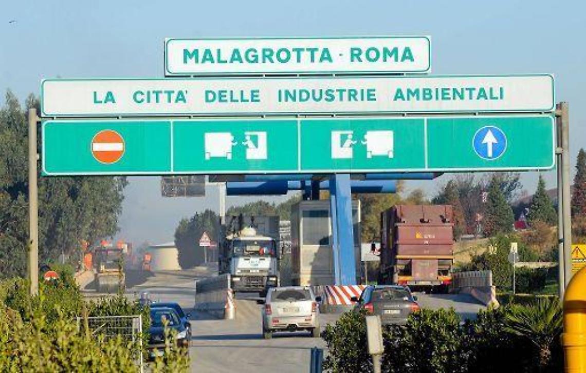 Rifiuti/Roma,Clini:Nessun aiuto da enti locali,meglio in Campania