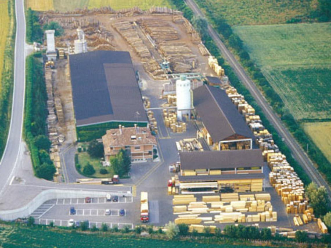 Assolti i titolari della Mamo Legnami<br/>per l'infortunio in cui mor&igrave; un operaio