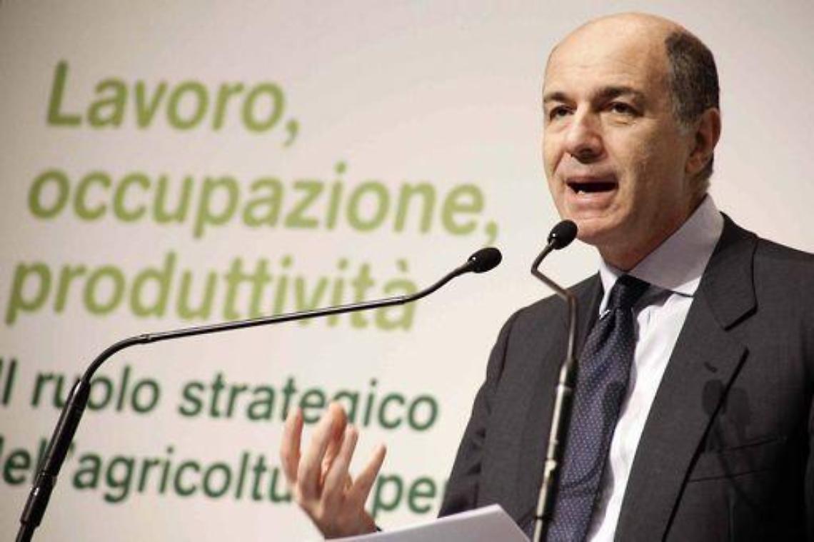 Elezioni/ Passera: Non ho deciso se mi candido ma far&ograve; mia parte