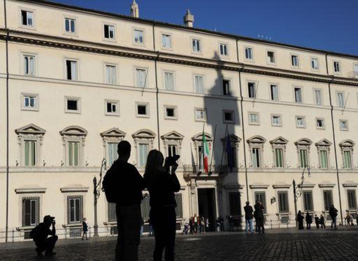 Governo/ Debutta su twitter account ufficiale di Palazzo Chigi