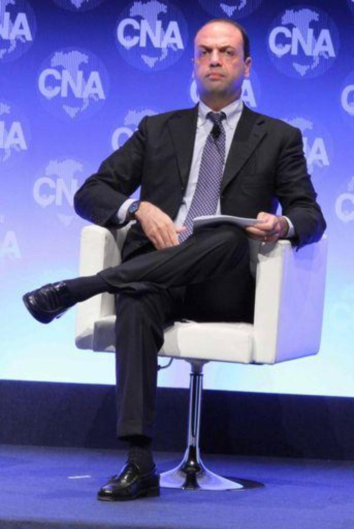 Monti bis/ Alfano: Occorre si candidi e abbia maggioranza