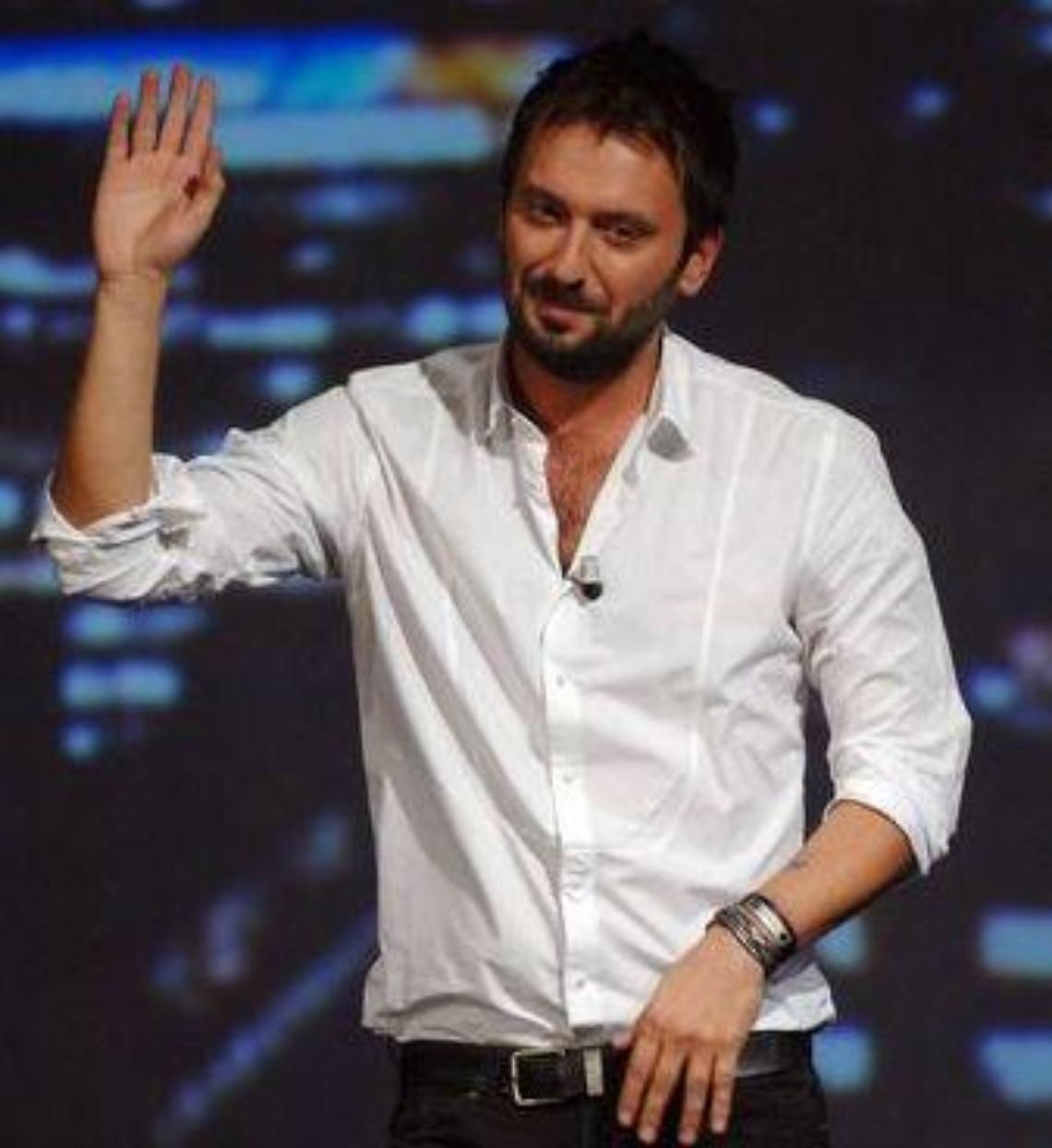 Musica/ Cremonini conquista Roma, due ore live al Palalottomatica