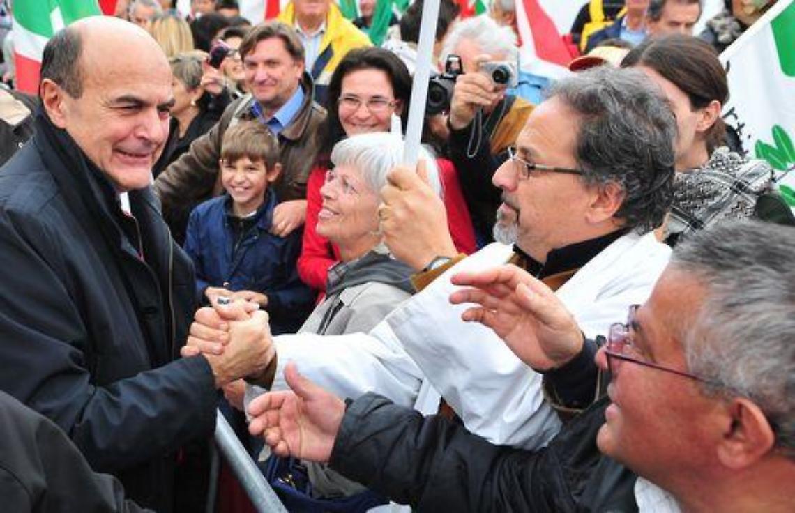 Primarie cs/ Bersani: Prima con Vendola, poi con Casini vediamo