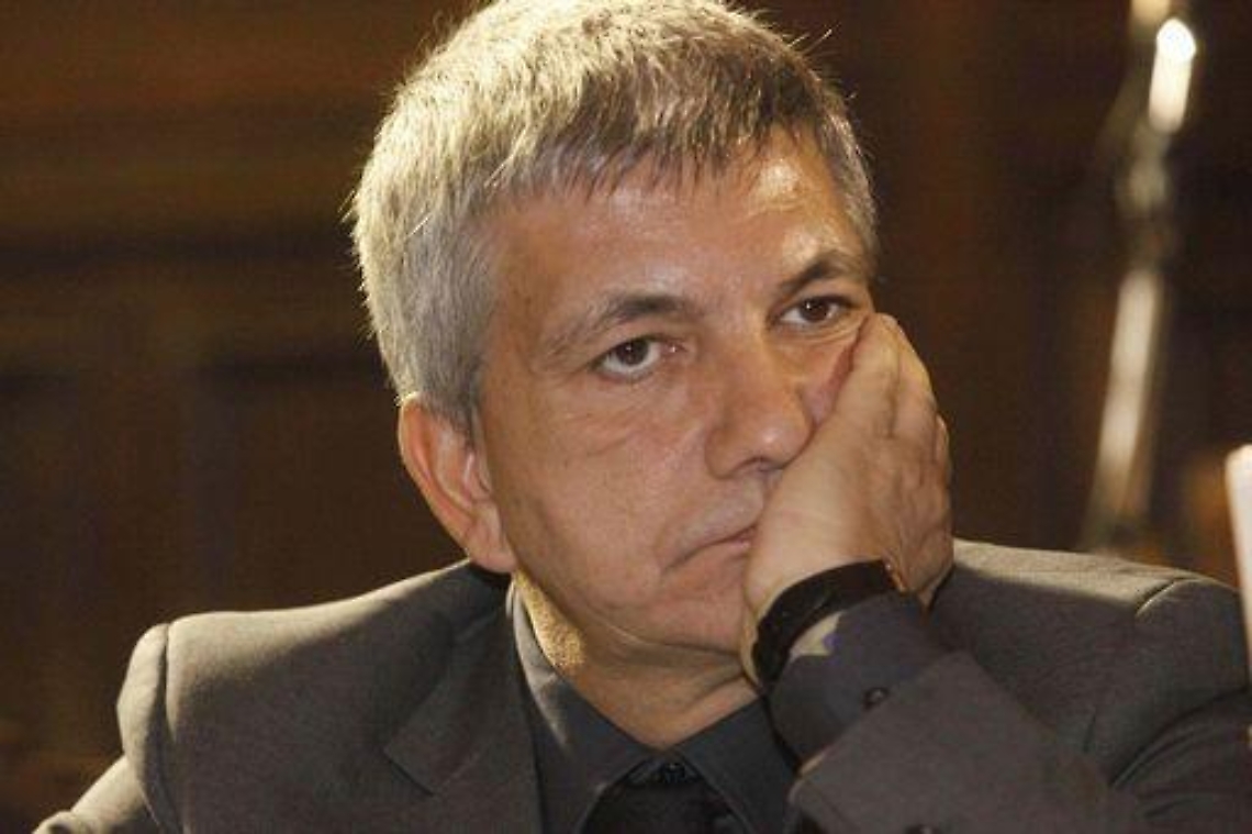 Primarie cs/ Vendola: Pd scelga tra me e Casini