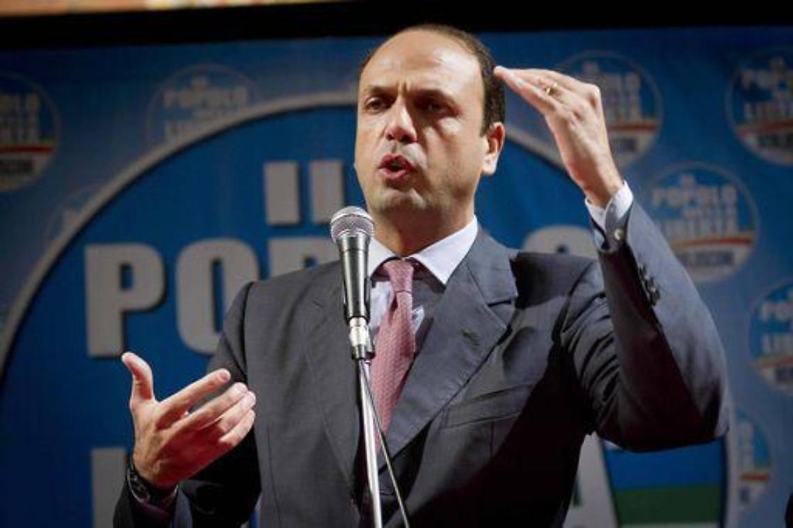 Primarie Pdl/ Alfano: Avanti, Berlusconi rilanci con noi partito