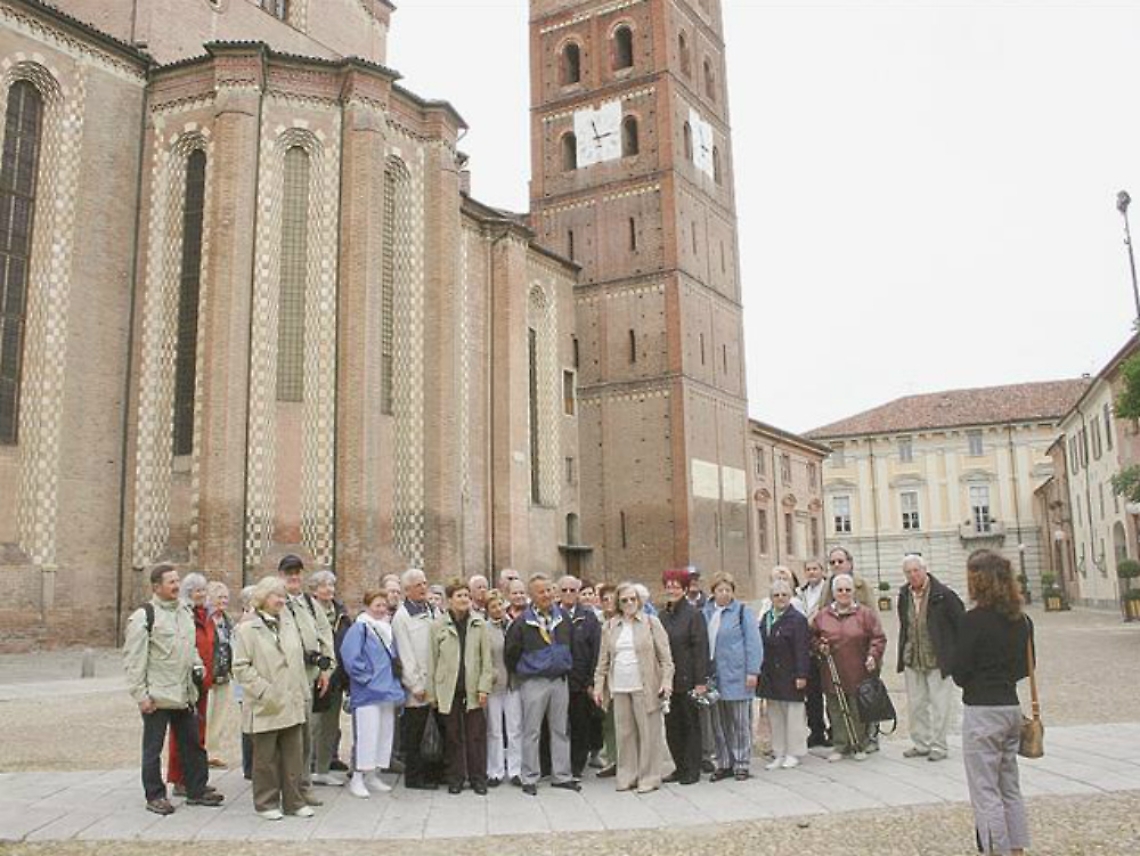 Turismo, unico settore in crescita<br/>E i viaggiatori si organizzano online