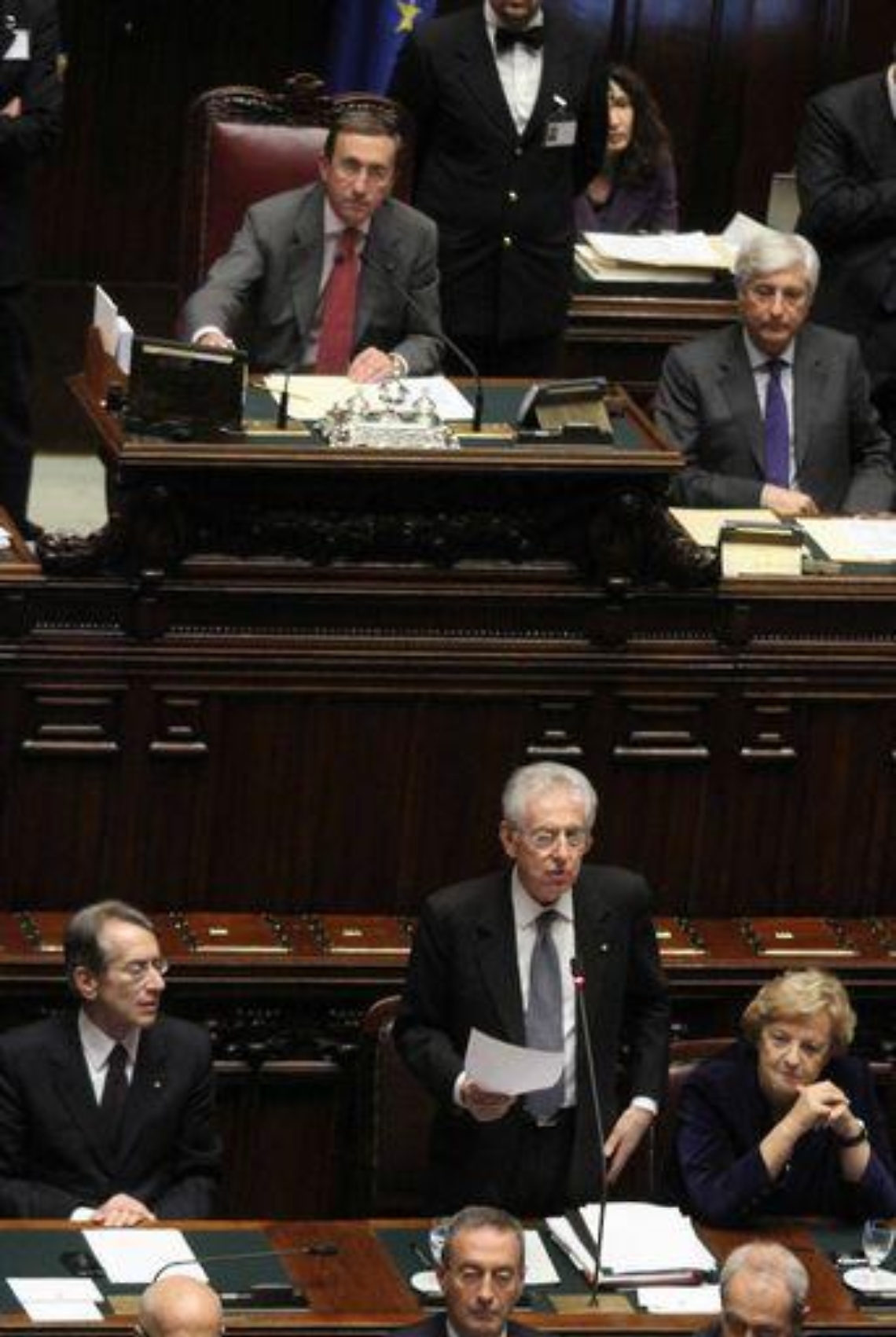 Camera/ Fini si congeda dai deputati: Cinque anni non semplici