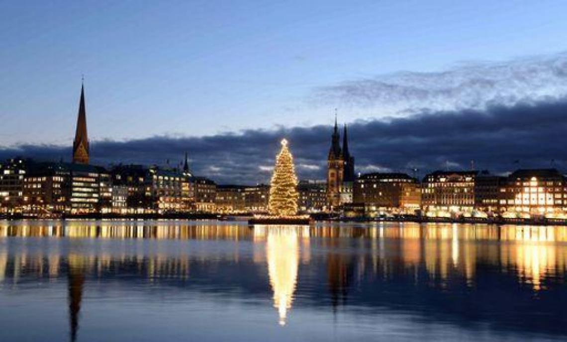 Consumi/ Confcommercio: A Natale spesa -13% da quota tredicesima