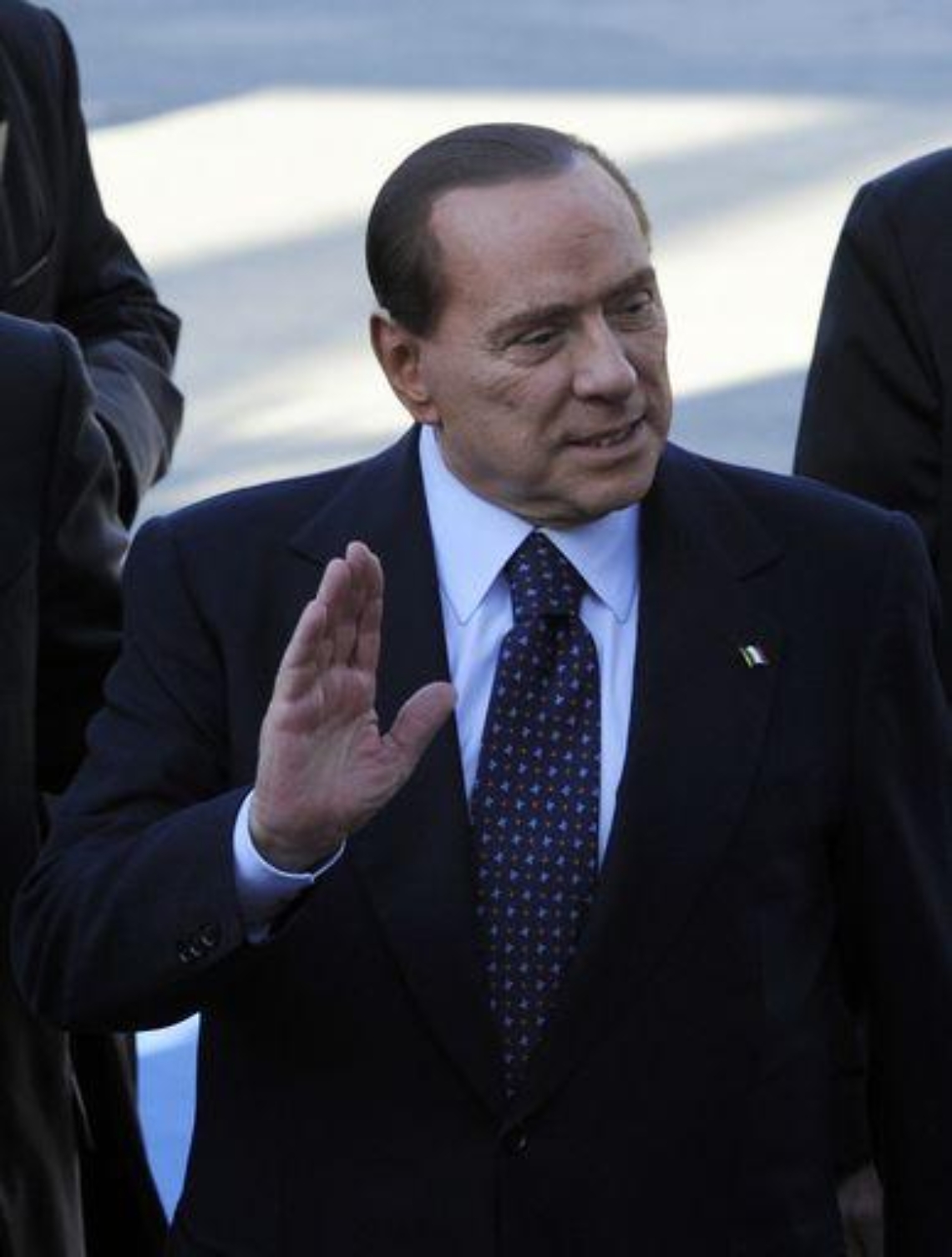 Elezioni/ Berlusconi conferma:Far&ograve; campagna ma se corre Monti...