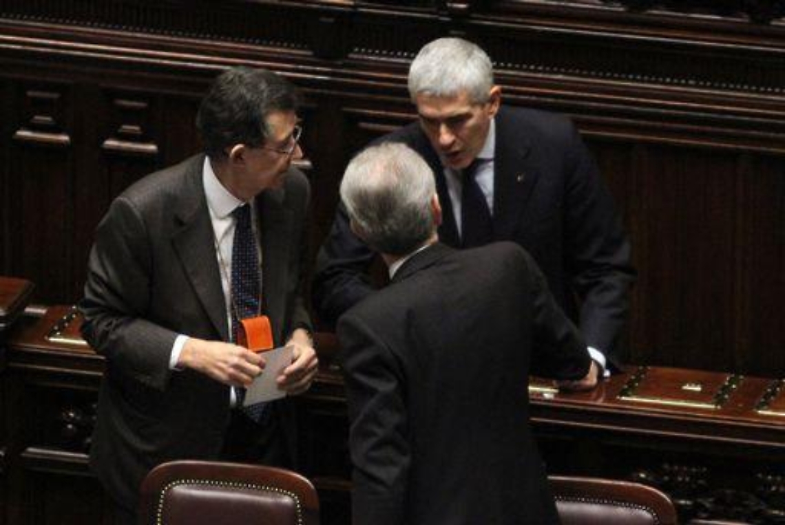 Elezioni/ Casini: Siamo con Monti, non disertiamo