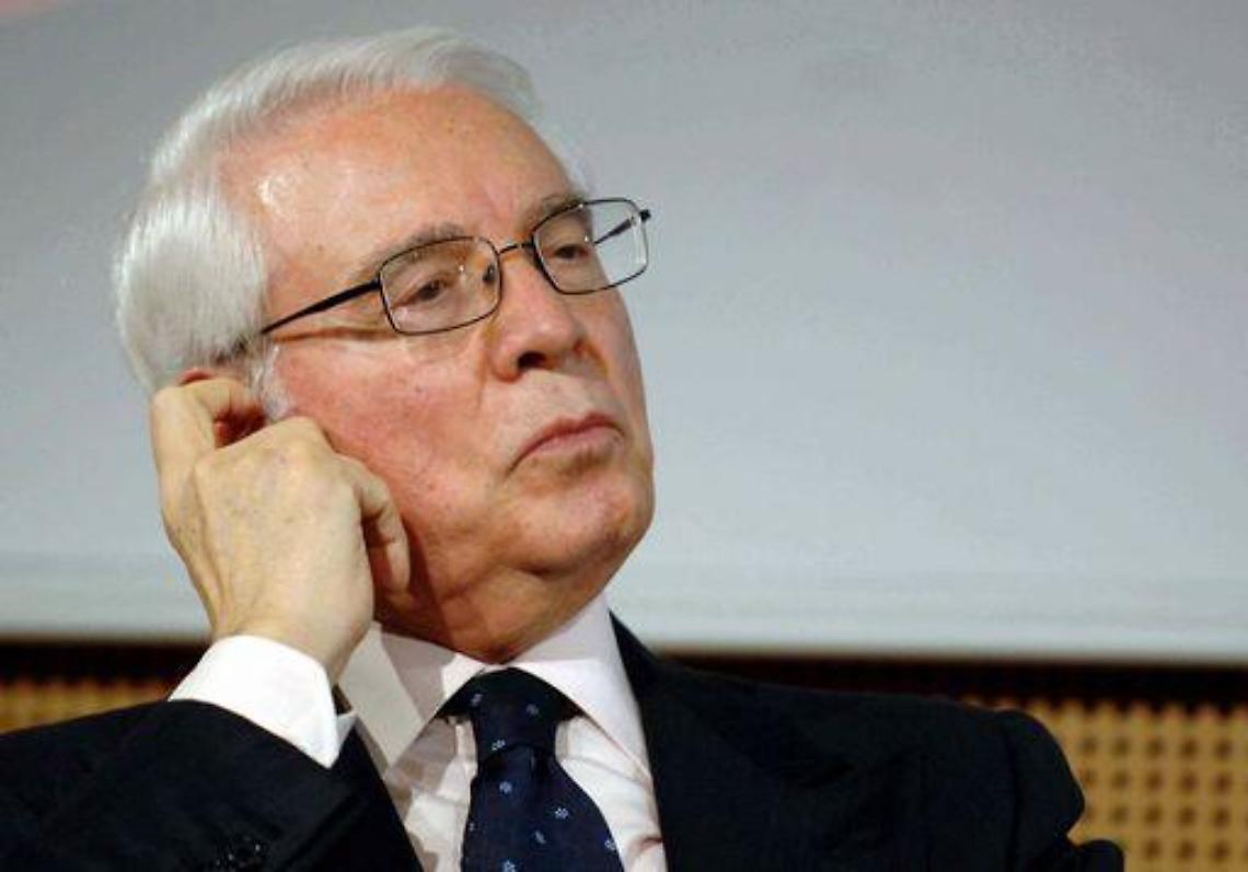 Elezioni/ Geronzi a Berlusconi:Ti sono amico, &egrave; meglio lasciare