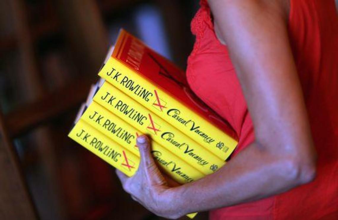 Gb/ Il primo romanzo per adulti della Rowling adattato in tv