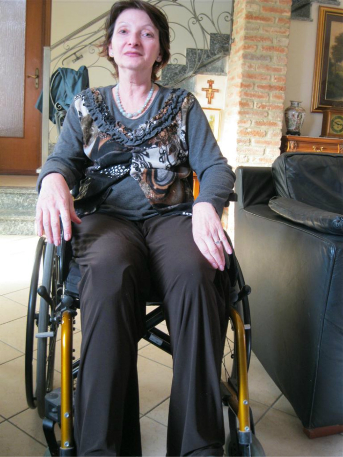 Il pulmino di Cinzia si ferma per i tagli<br/>"Ho bisogno di cure, gi&agrave; disdette 3 visite"