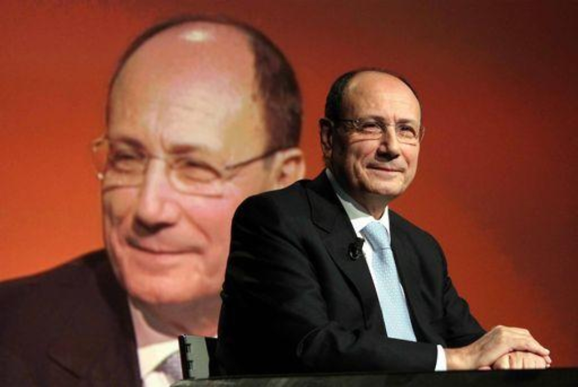 Pannella/ Riceve Schifani e beve: Ma continuo il mio sciopero