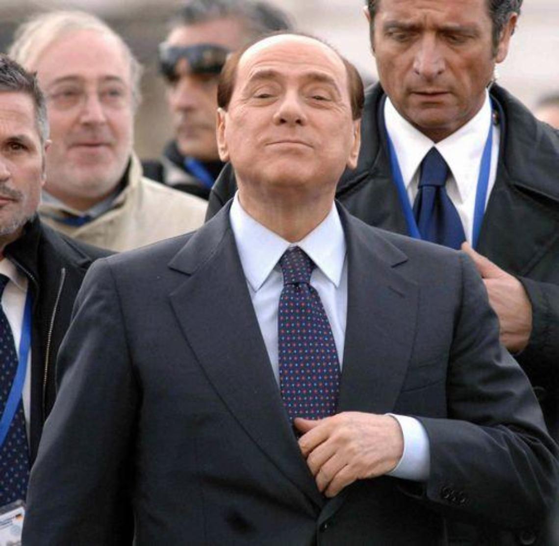 Pdl/ Berlusconi lancia 'patto parlamentari': massimo due mandati