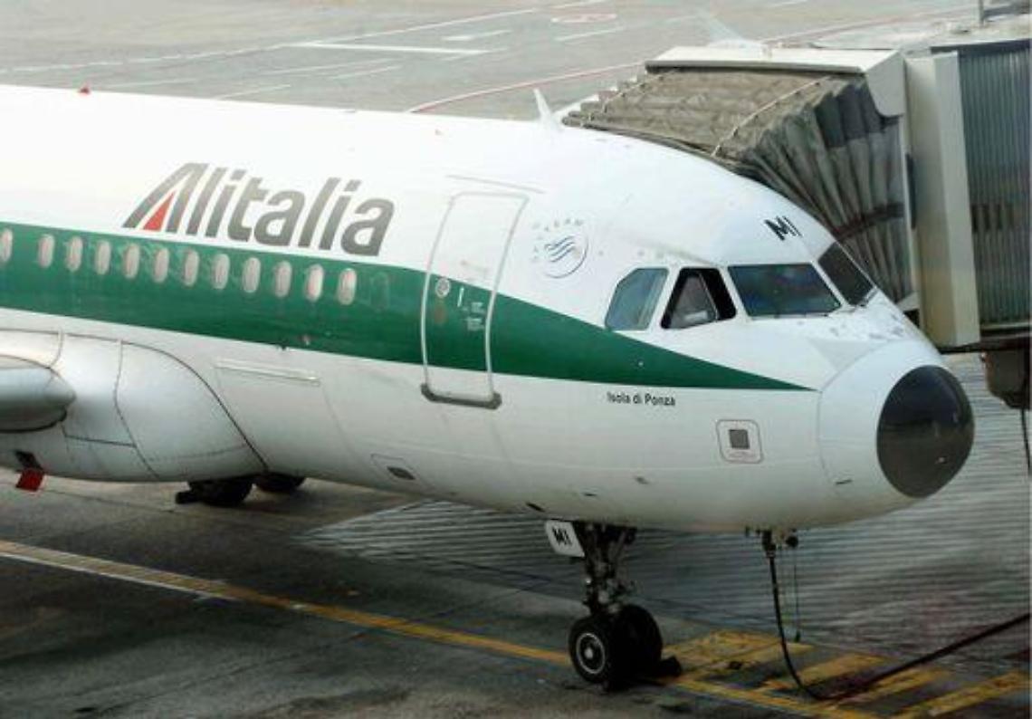 Alitalia/ Oggi stop voli per 4 ore dalle 12 alle 16