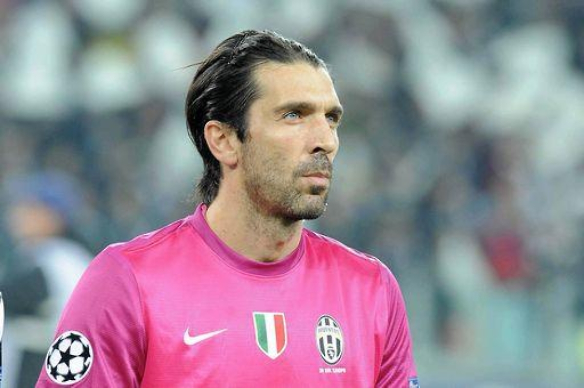 Calcio/ Juventus, Agnelli: Buffon con noi fino al 2015