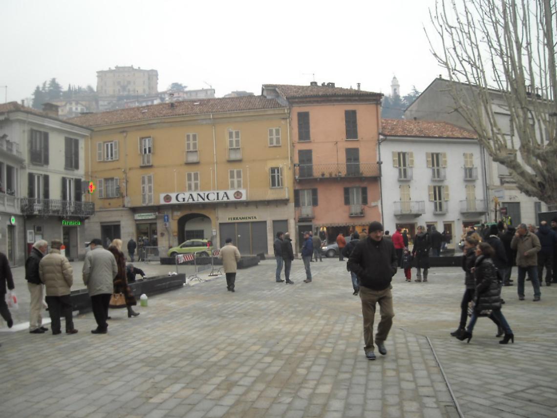 Da Natale piazza Cavour solo pedonale