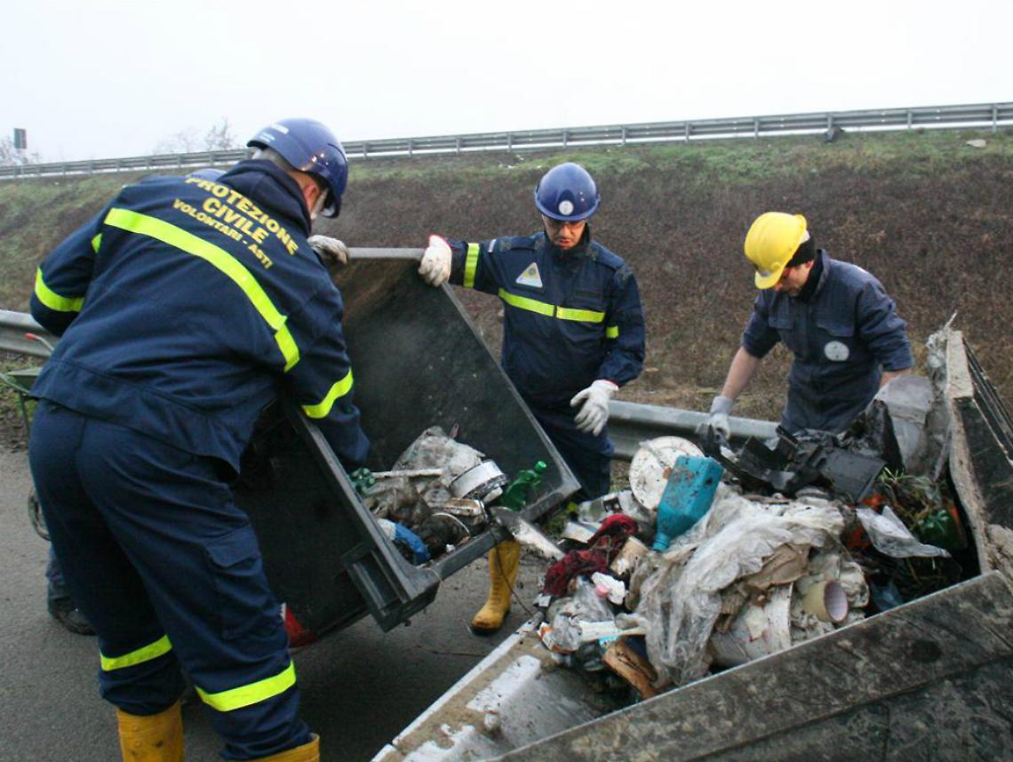 Dall'Isolone a Trincere per ripulire dai rifiuti