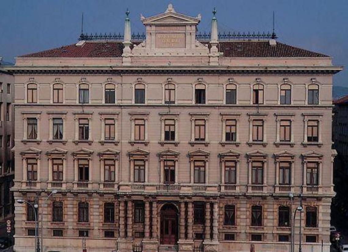 Generali/ Punta a utile operativo oltre 5 miliardi a regime