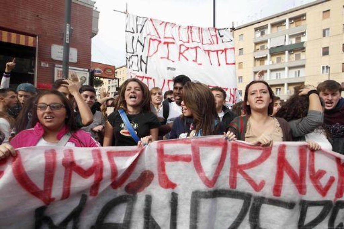 Lavoro/ Cisl: 567mila occupati in meno in quadriennio 2008-2012.