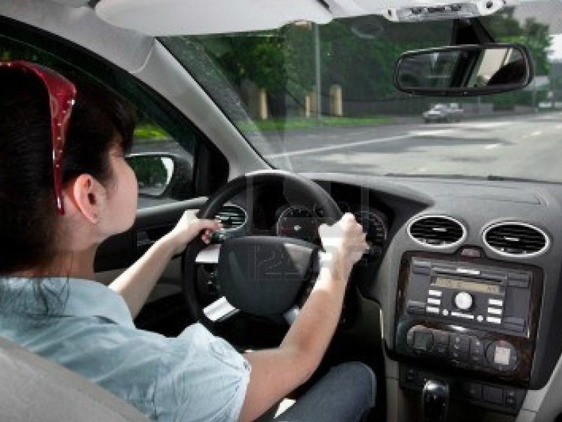 Rivoluzione patenti: le novit&agrave; dall'Europa<br/>Scompare il patentino per moto e ciclomotori