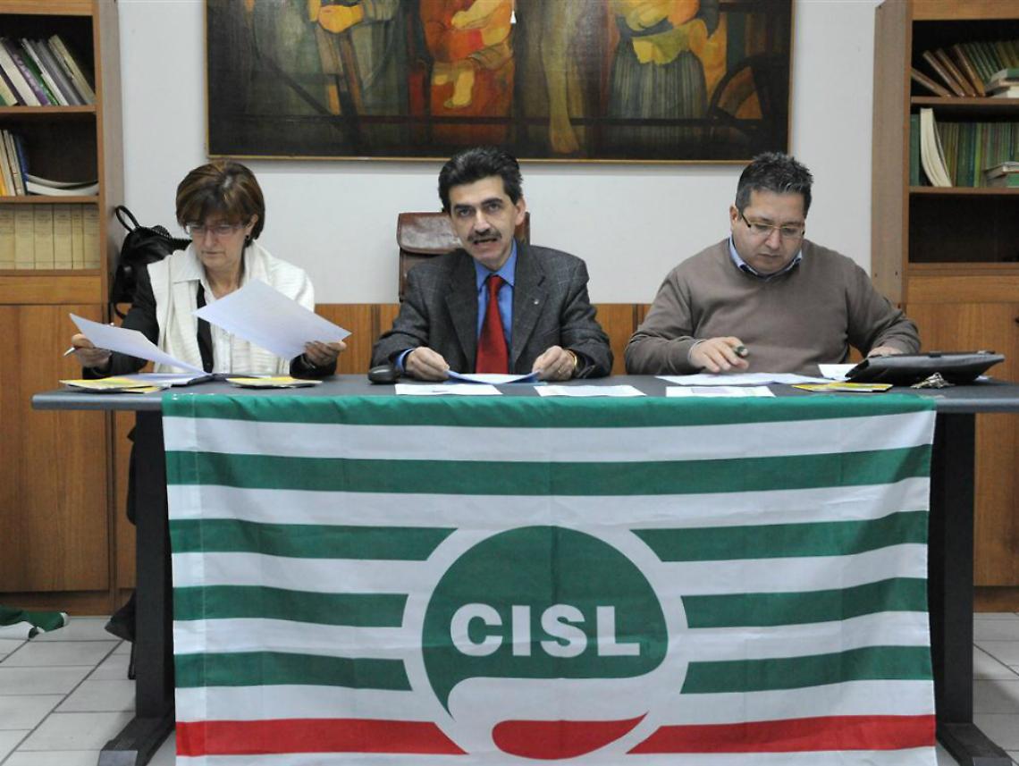 Unica Cisl per Asti e Alessandria<br/>"Cos&igrave; diminuiremo i dirigenti"