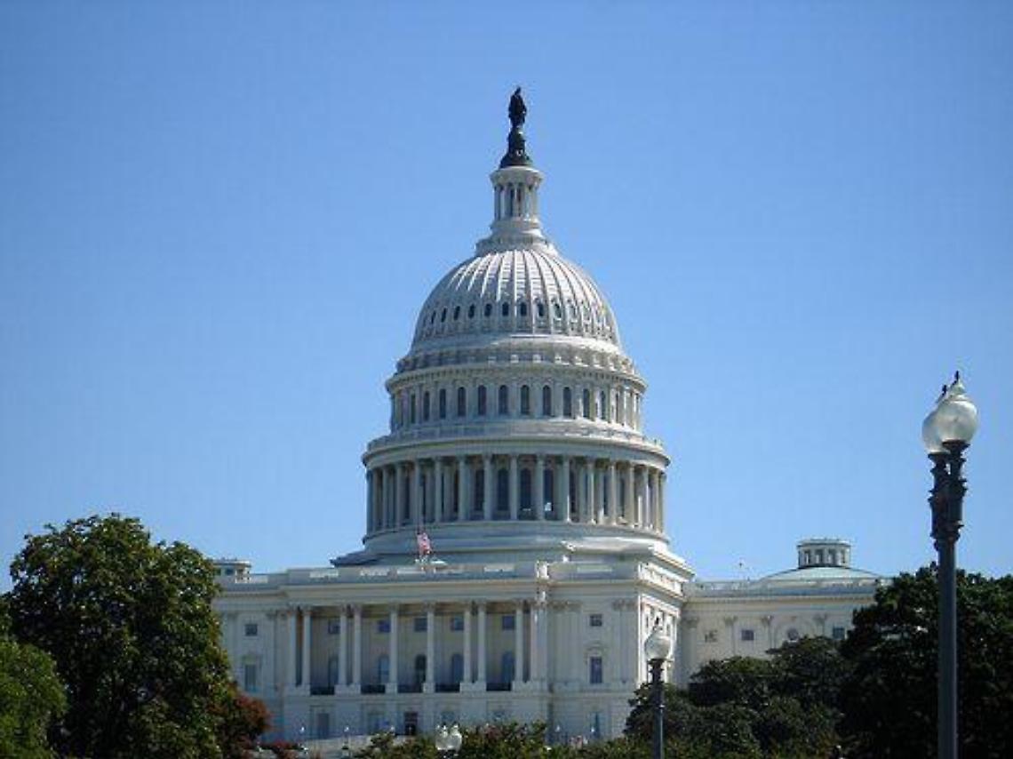 Usa/ Camera approva sospensione temporanea tetto debito