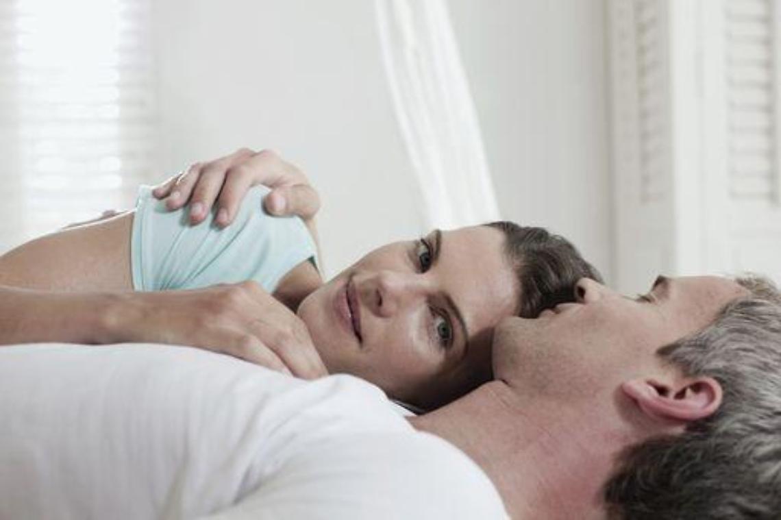 Usa/ Studio: Gli uomini 'casalinghi' fanno meno sesso