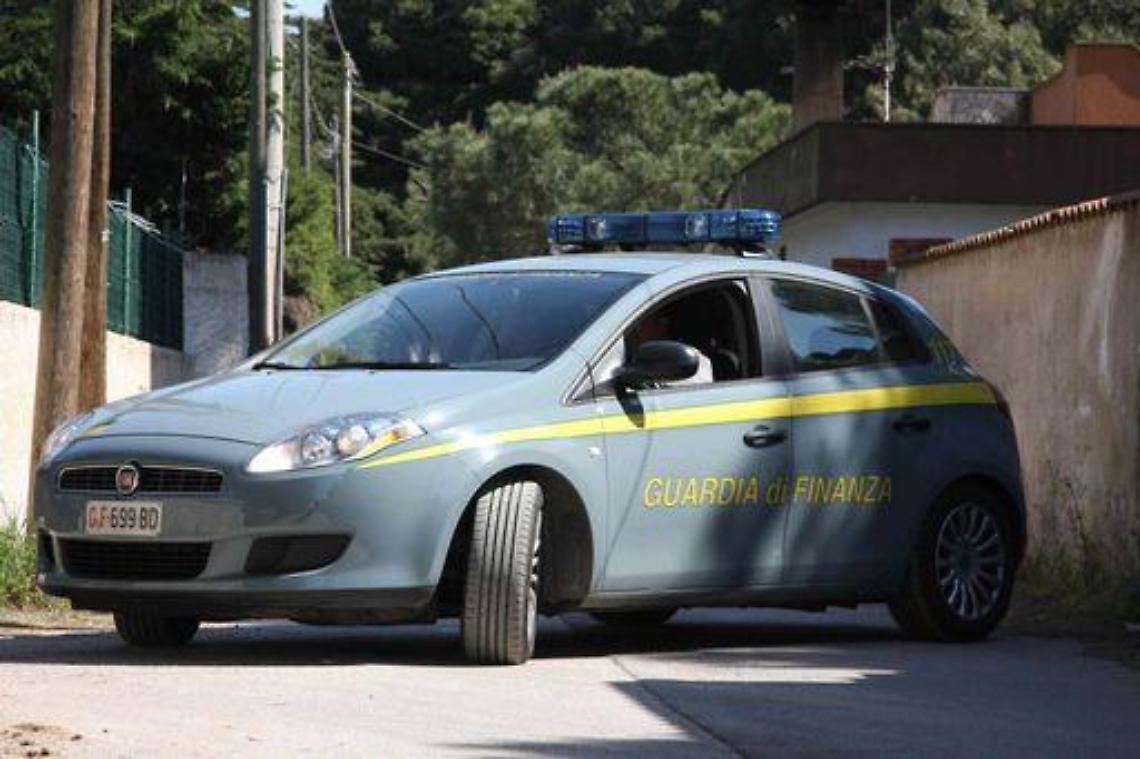 Usura/ Gdf sequestra beni per un milione di euro a usuraio Terni