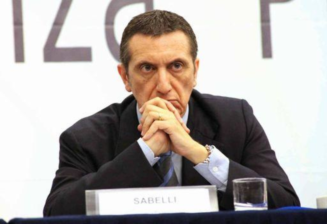 Berlusconi/ Anm: Giustizia politica?Ci dicano quando pu&ograve; operare