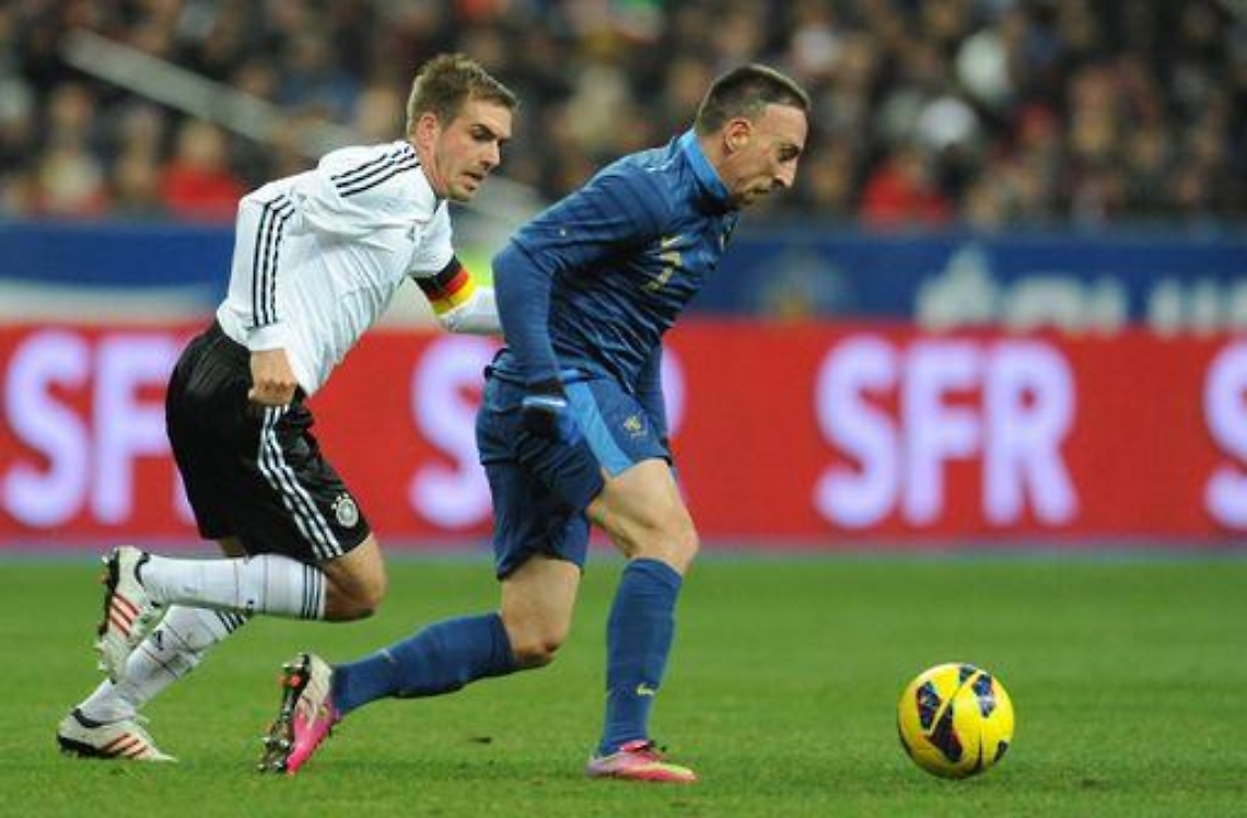 Calcio/ Monito Ue su eccessi prezzi e iniquit&agrave; calciomercato