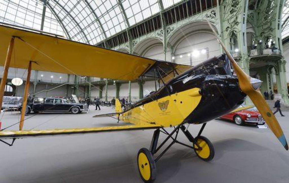 Cinema/ Venduto per oltre 200.000 euro l'aereo de "La mia Africa"