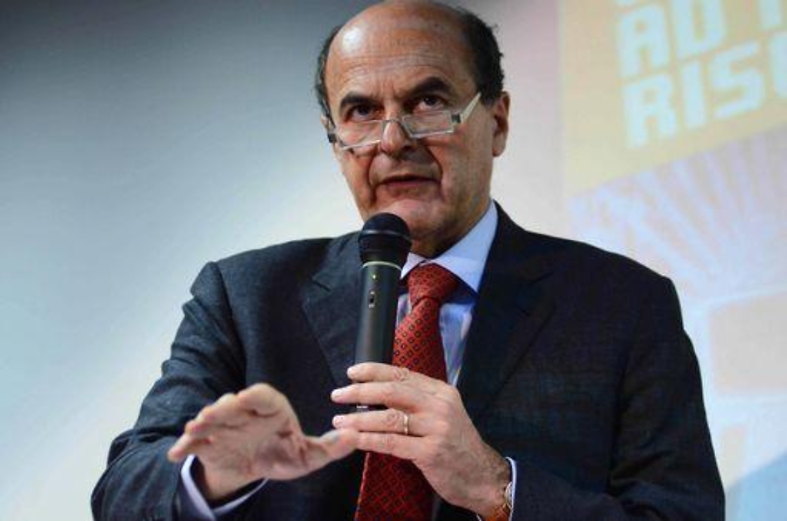 Elezioni/ Bersani: No a governissimo con Berlusconi, si riposino