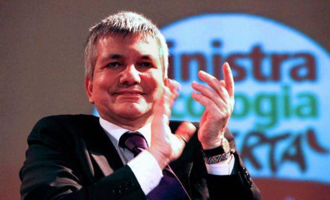 Governo/ Vendola: Sfidiamo M5S sulle cose concrete