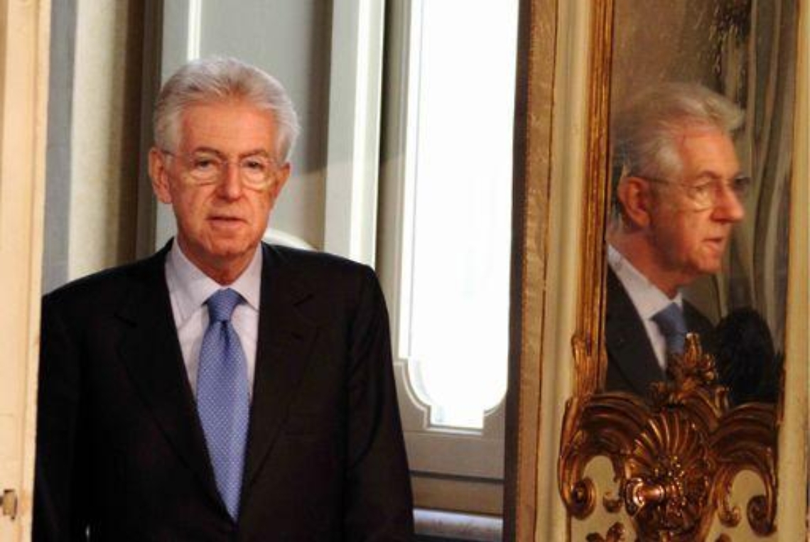 Monti: Preoccupa spread,con promesse millenaristiche colpo coda