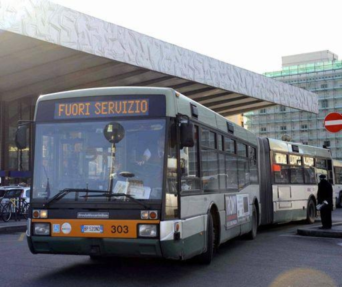 Trasporti/ Roma,"protesta improvvisa" autisti:bus periferia fermi