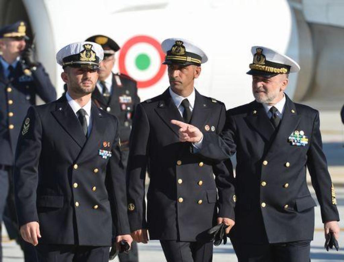 Crisi mar&ograve;/ Governo sfida l'India:"I fucilieri restano in Italia"