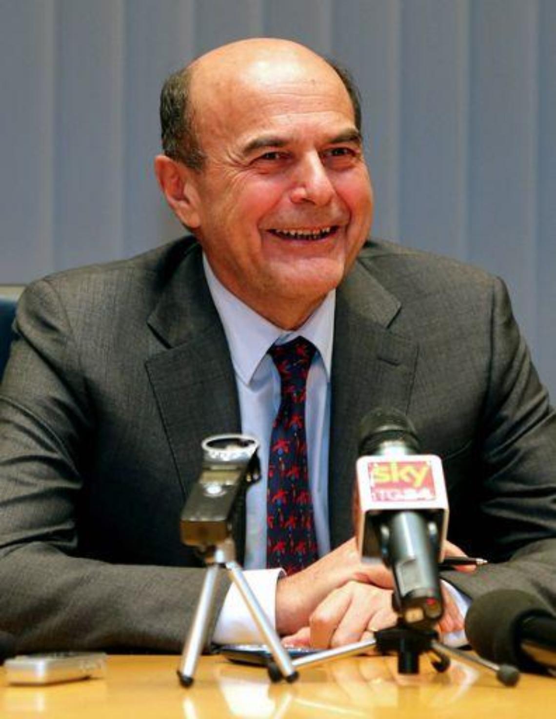 Governo/ Bersani telefona a Napolitano e illustra proposte Pd