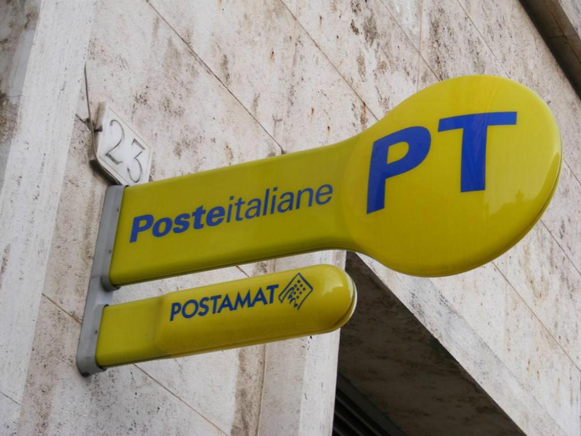 Le rubano l'intera pensione all'uscita dall'ufficio postale