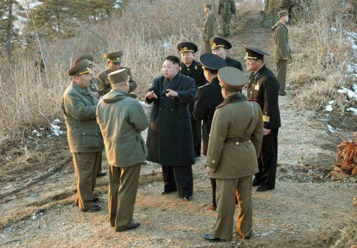 Nordcorea/ Pyongyang prepara i missili per un attacco agli Usa